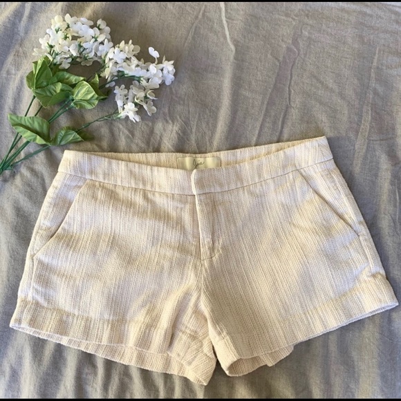 Joie Pants - Joie Knit Cream Shorts Size 4